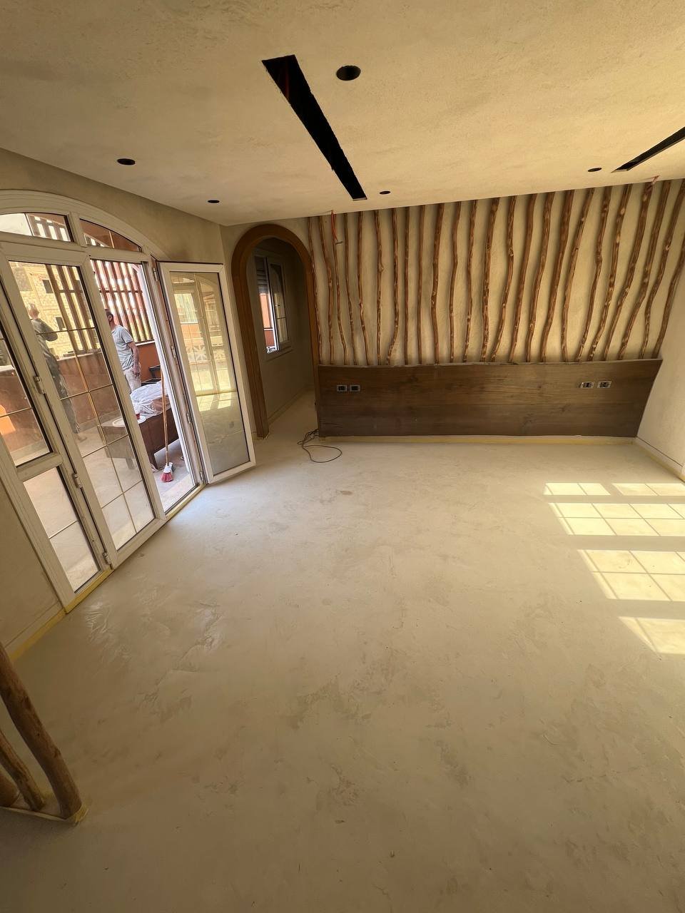 photo_5981249831429065053_y